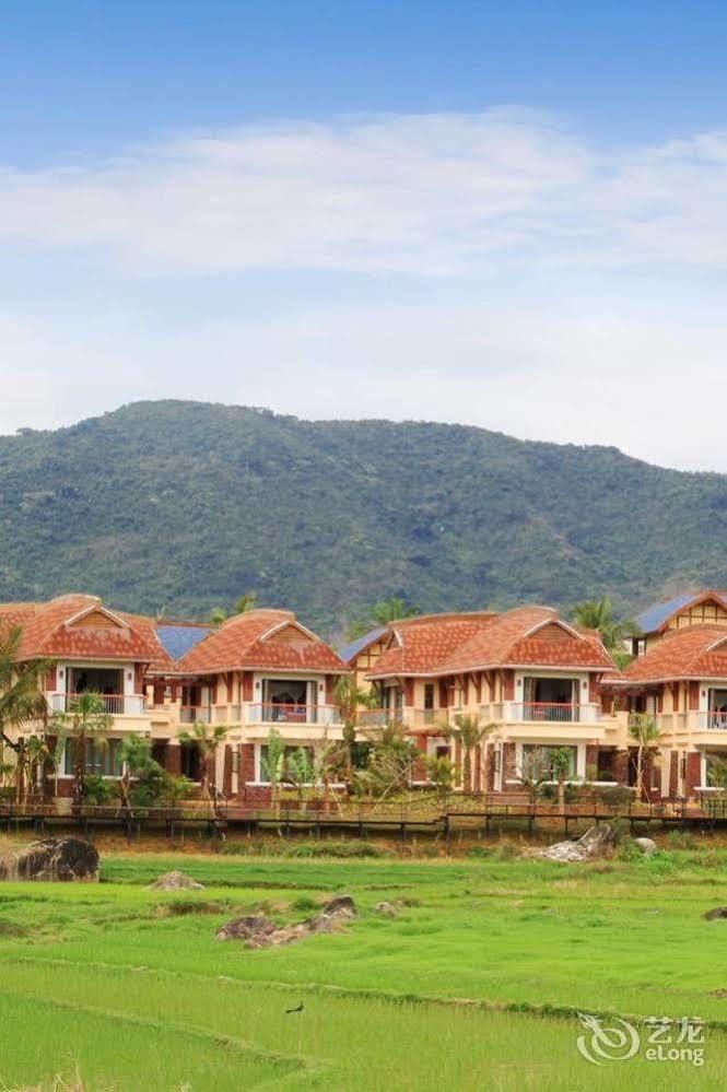 Hainan Bulongsai Resort Hotel Baoting Exterior foto